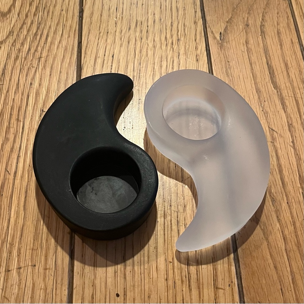 Black and Clear Yin Yang Tea-light Candle Holders